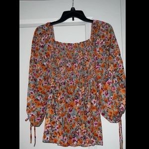 Boutique Top Never Worn